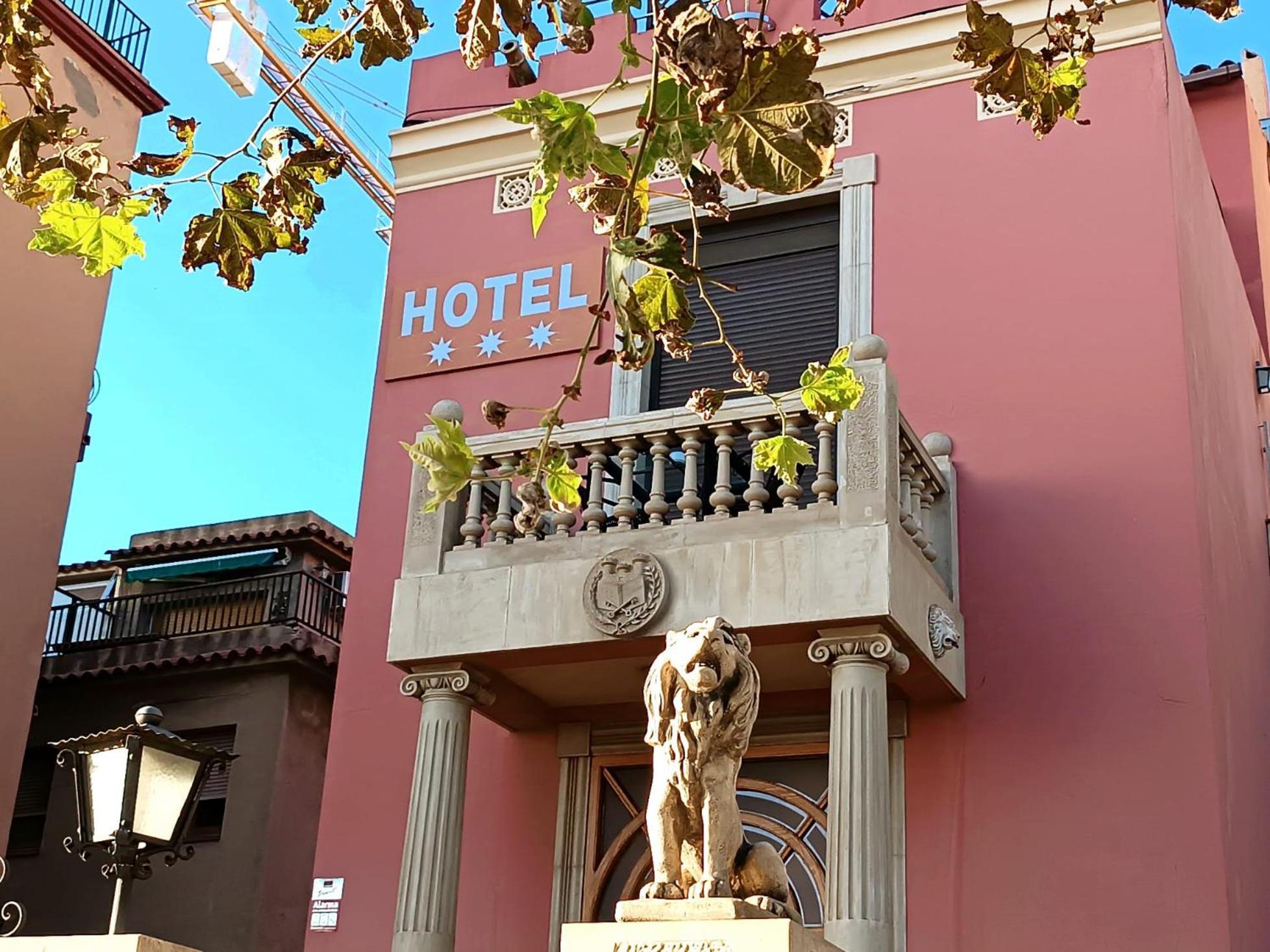 Hotel Llar De Capitans Masnou Buitenkant foto